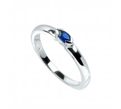 Stříbrný prsten s modrým Safírem