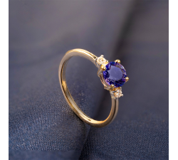 Tanzanitový prsten s diamanty ze 14kt zlata