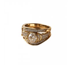 Jedinečný zlatý prsten s Diamanty