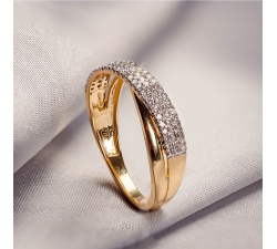 Diamantový prsten ze 14kt žlutého zlata